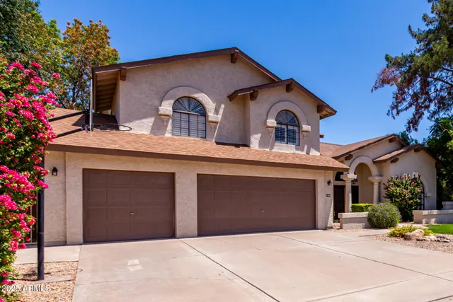 $949,900 | 1966 East Calle De Arcos, Tempe, AZ 85284