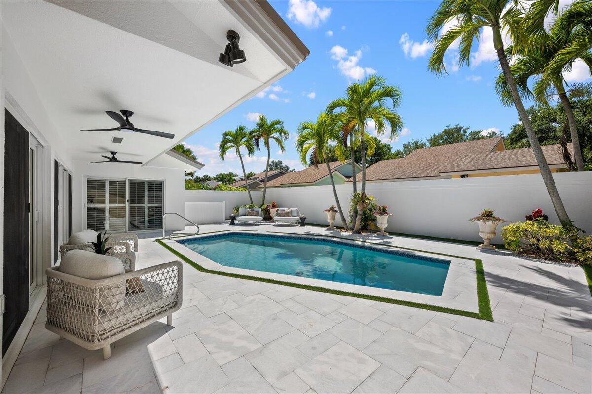 422 River Edge Road Jupiter, FL 33477 - Photo 31 of 40 34-LUX_0934