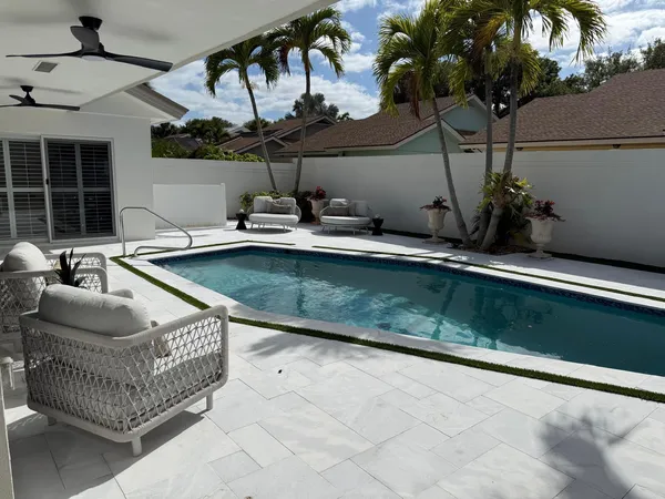 $1,395,000 | 422 River Edge Road, Jupiter, FL 33477