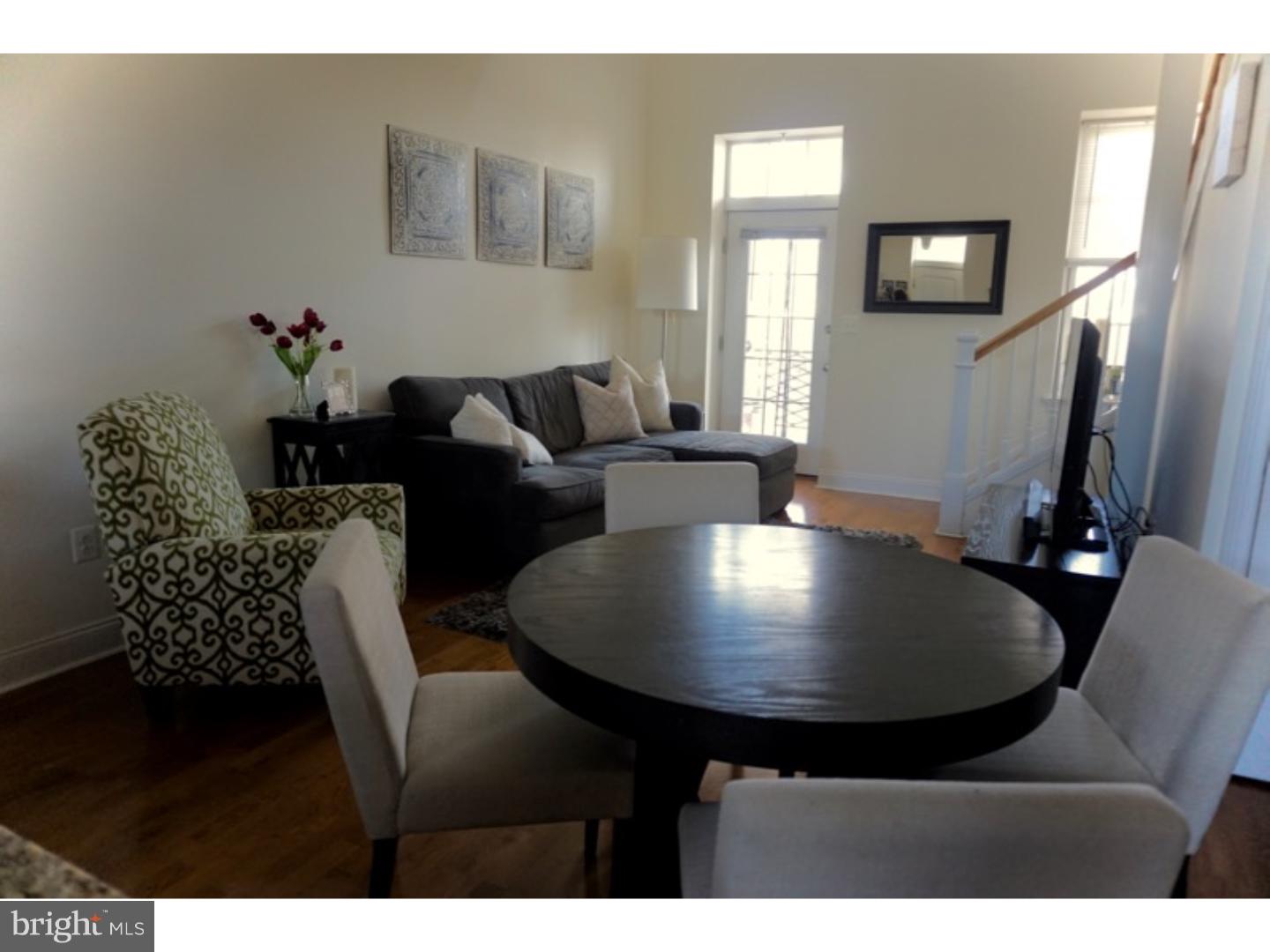 1 Academy Circle, Unit 318 Philadelphia, PA 19146 - Photo 6 of 17 Dining Room