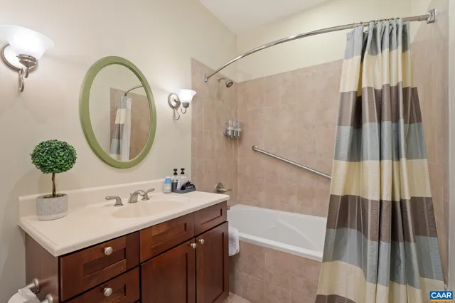 $2,750,000 | 125 River Ridge Drive, Pearisburg, VA 24134