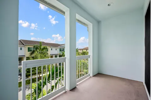 $905,000 | 5210 Beckman Terrace, Palm Beach Gardens, FL 33418