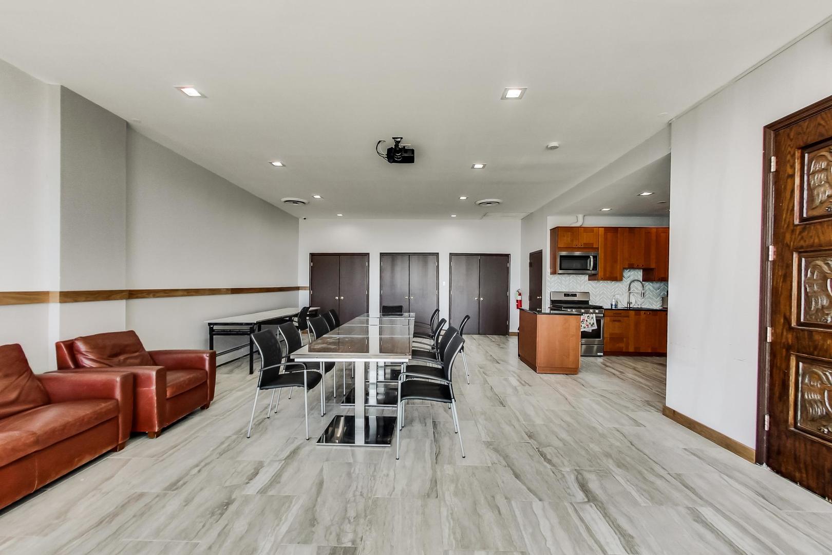 6325 North Sheridan Road, Unit 2101 Chicago, IL 60660 - Photo 25 of 28