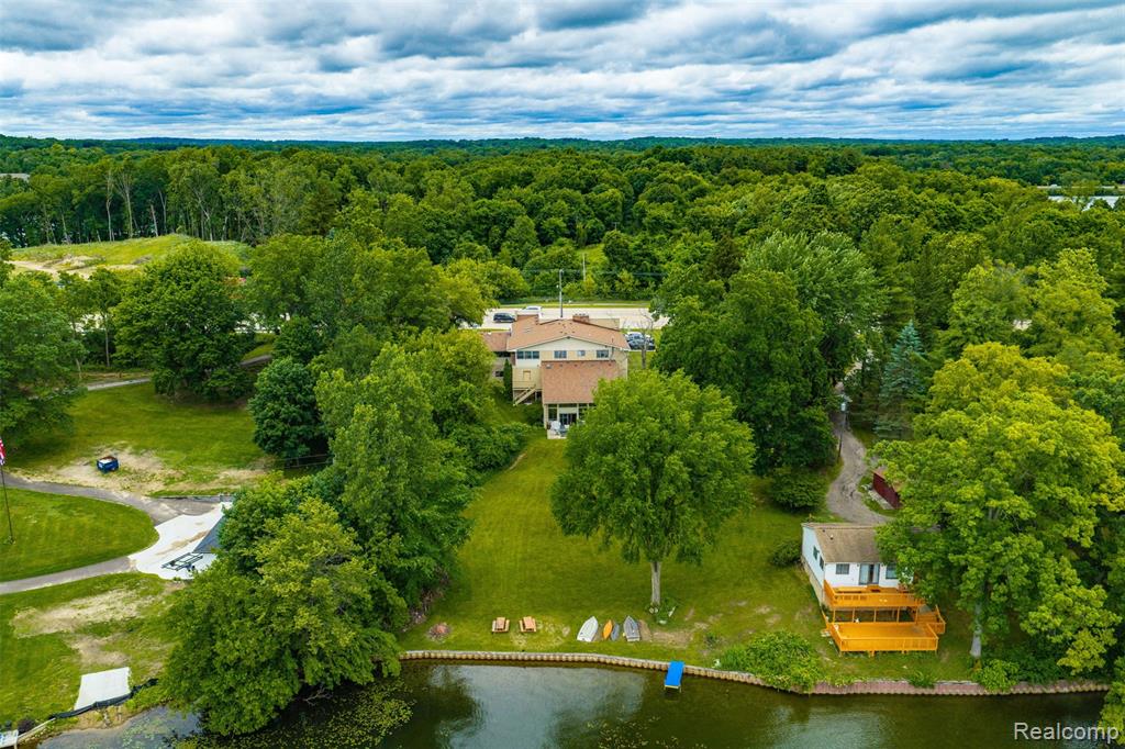11034 East Grand River Road Brighton, MI 48116 - Photo 2 of 60