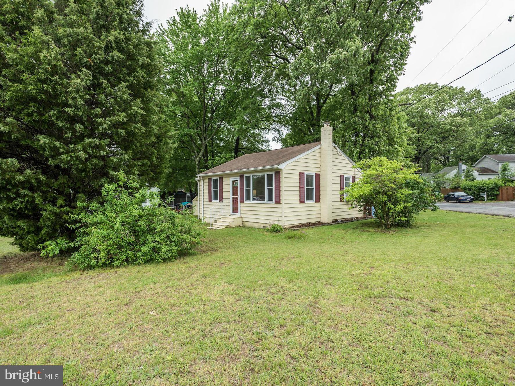 1609 Marlboro Road Edgewater, MD 21037 - Photo 2 of 29 Exterior (General)