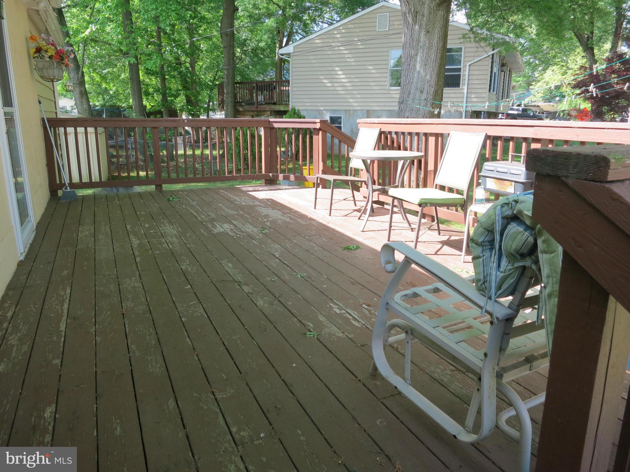 1609 Marlboro Road Edgewater, MD 21037 - Photo 18 of 29 Large Deck - Ready for Entertaining!