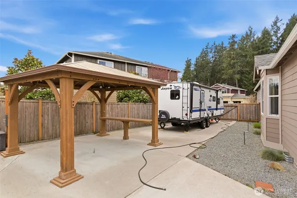 $639,000 | 23705 77th Ave Court East, Graham, WA 98338