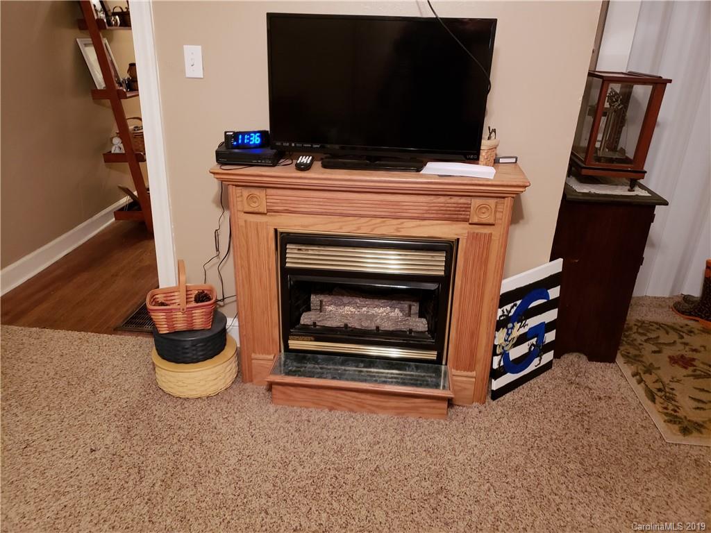207 Church Street Rhodhiss, NC 28667 - Photo 3 of 7 Gallery Image 3