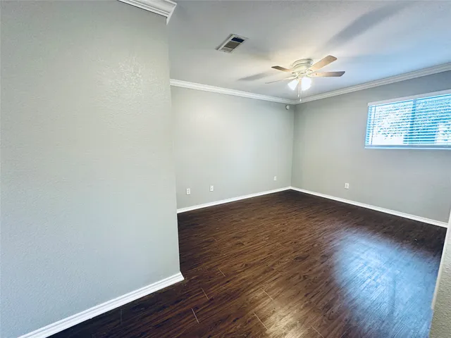 $750 | 805 South Center Street, Unit 108, Austin, TX 78704