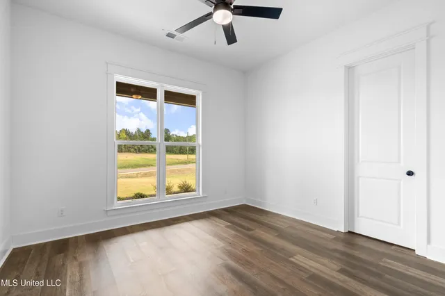 $620,000 | 786 Hazelwood Drive, Lake Cormorant, MS 38641