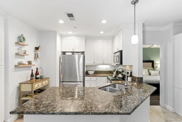 $725,000 | 1021 Costa Pacifica Way, Unit 2112, Oceanside, CA 92054