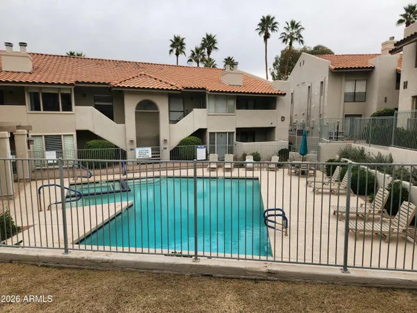 $1,250 | 1820 East Morten Avenue, Unit 106, Phoenix, AZ 85020
