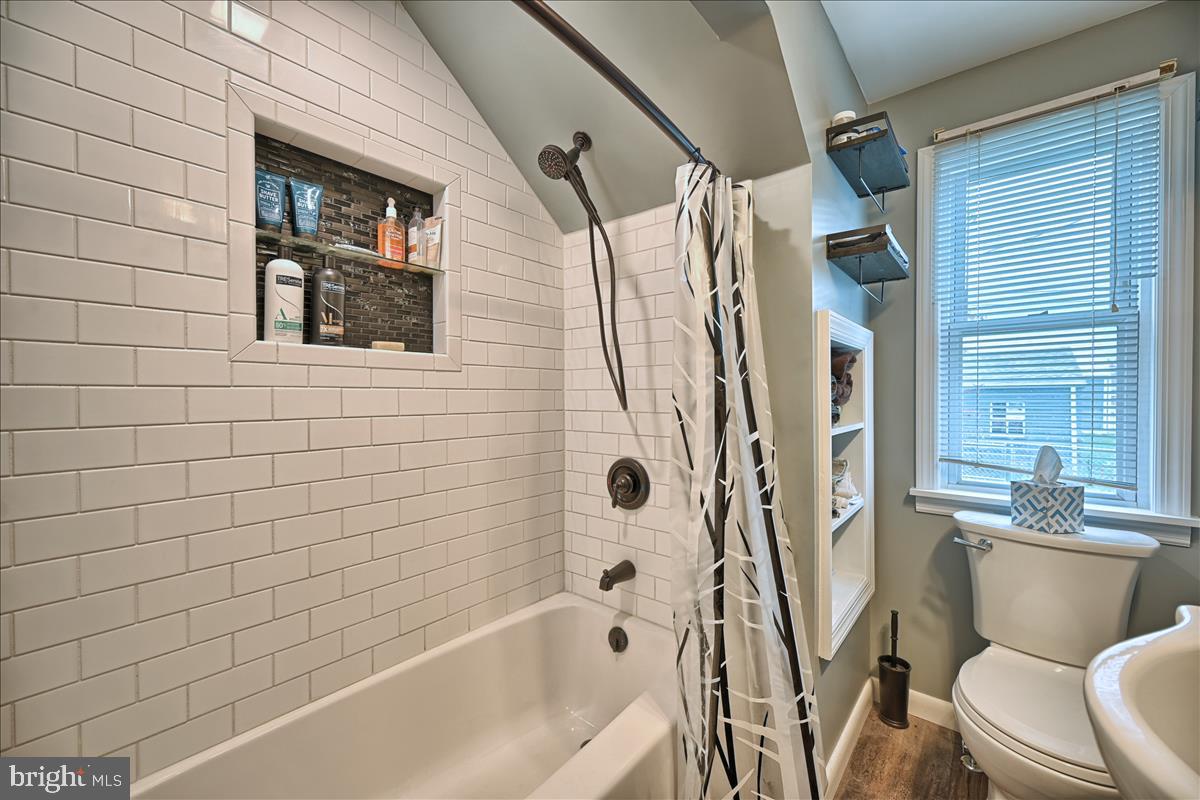 712 Village Road York, PA 17404 - Photo 11 of 19 Gallery Image 11