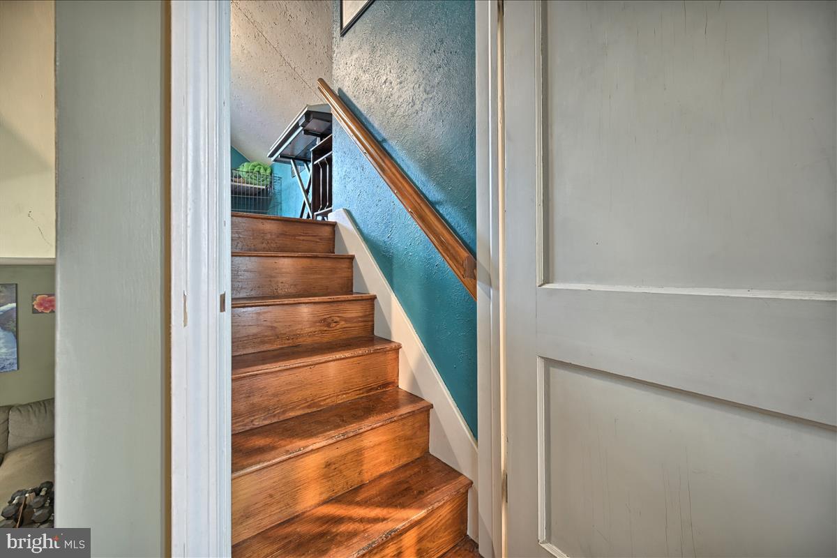 712 Village Road York, PA 17404 - Photo 15 of 19 Gallery Image 15