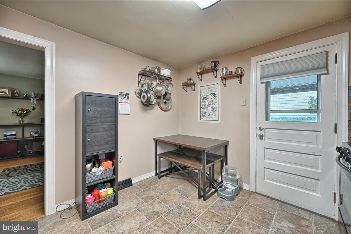 712 Village Road York, PA 17404 - Photo 8 of 19 Gallery Image 8