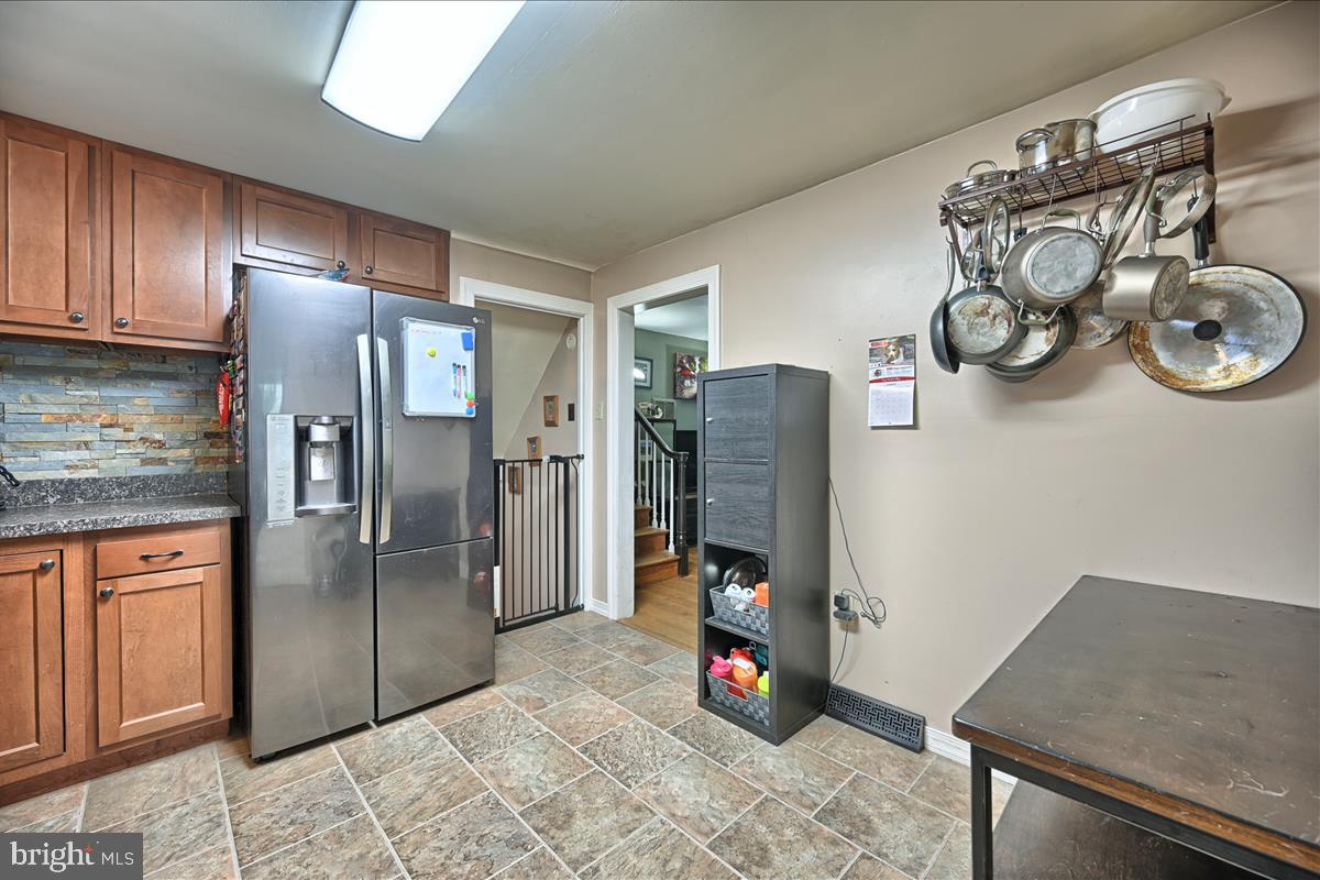 712 Village Road York, PA 17404 - Photo 9 of 19 Gallery Image 9