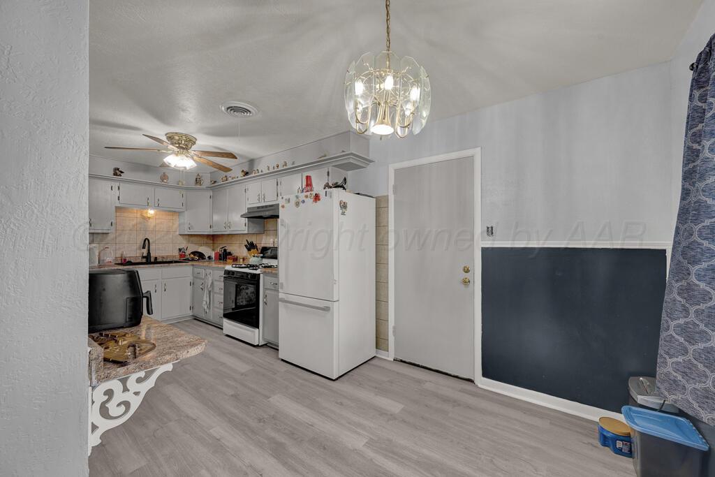 5215 George Terrace Amarillo, TX 79106 - Photo 10 of 23 dining room 2