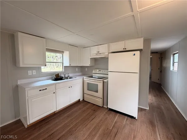 $895 | 7647 Ebson Drive, North Fort Myers, FL 33917