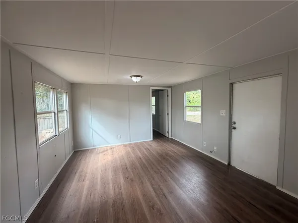 $895 | 7647 Ebson Drive, North Fort Myers, FL 33917