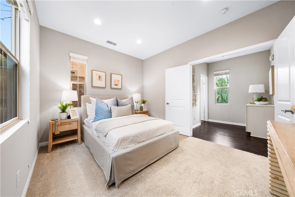 102 Yellow Pine Irvine, CA 92618 - Photo 16 of 46