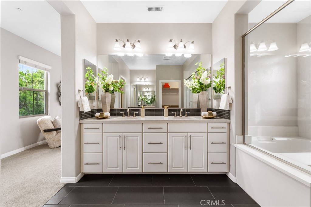 102 Yellow Pine Irvine, CA 92618 - Photo 31 of 46