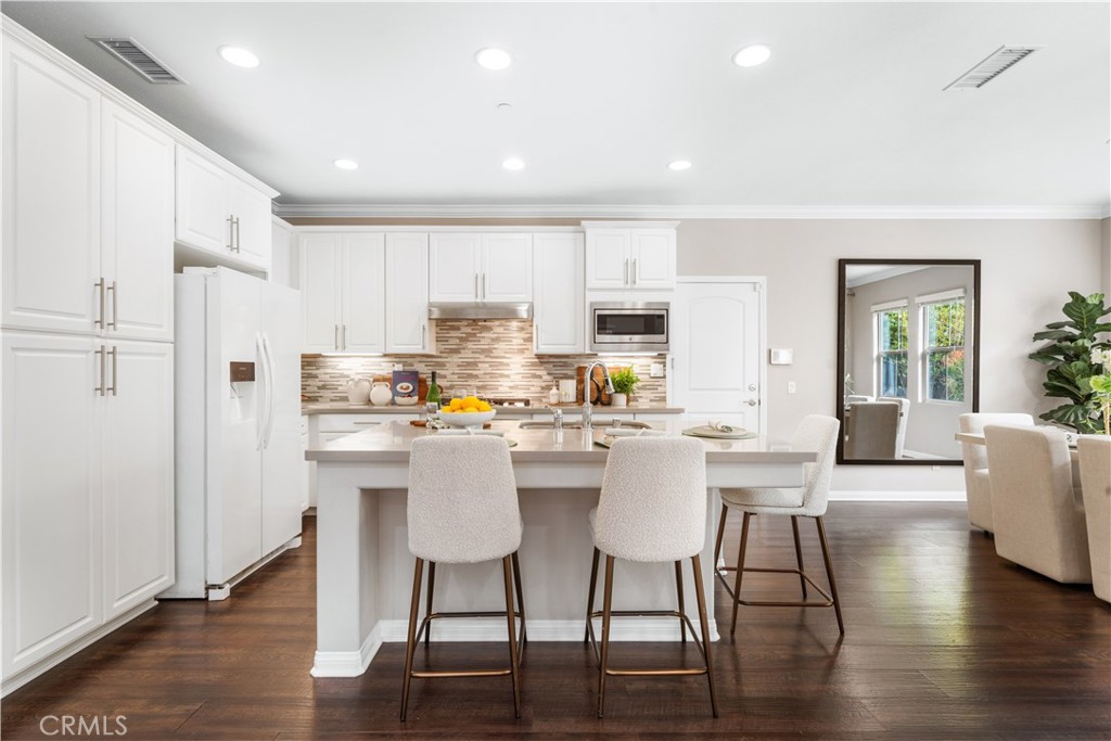 102 Yellow Pine Irvine, CA 92618 - Photo 9 of 46