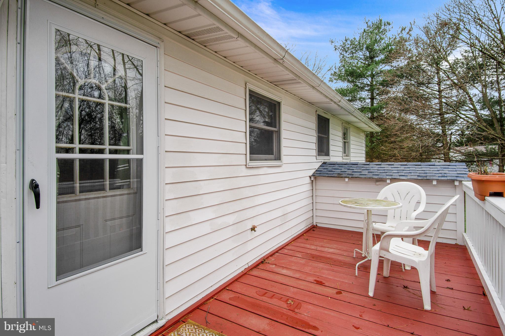 2741 Old County Road Newark, DE 19702 - Photo 23 of 25 Back Deck