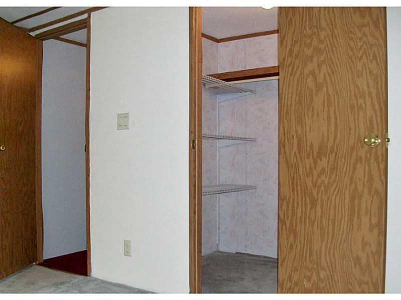 242 Fish Hatchery Road Monmouth, ME 04259 - Photo 13 of 31 Bedroom. Walk-in closet