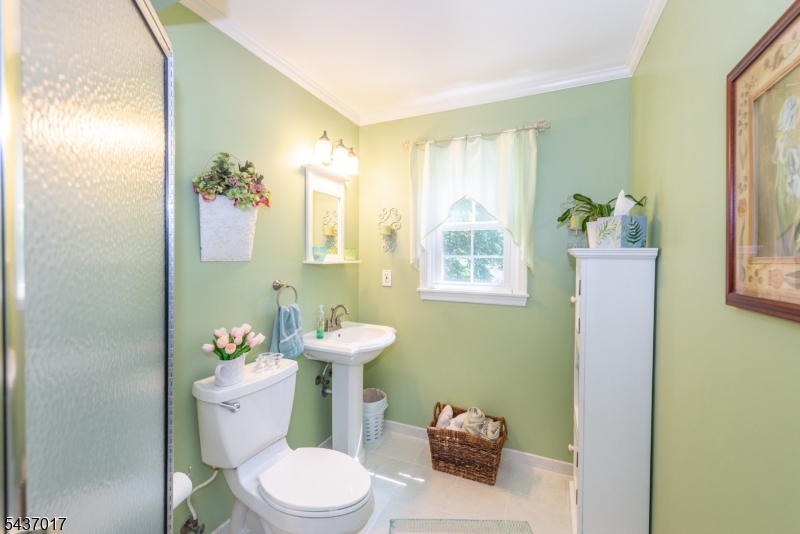 10 Brittany Road Succasunna, NJ 07876 - Photo 27 of 37
