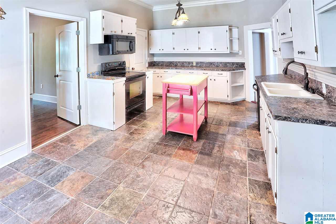 605 10th Street North Clanton, AL 35045 - Photo 21 of 29