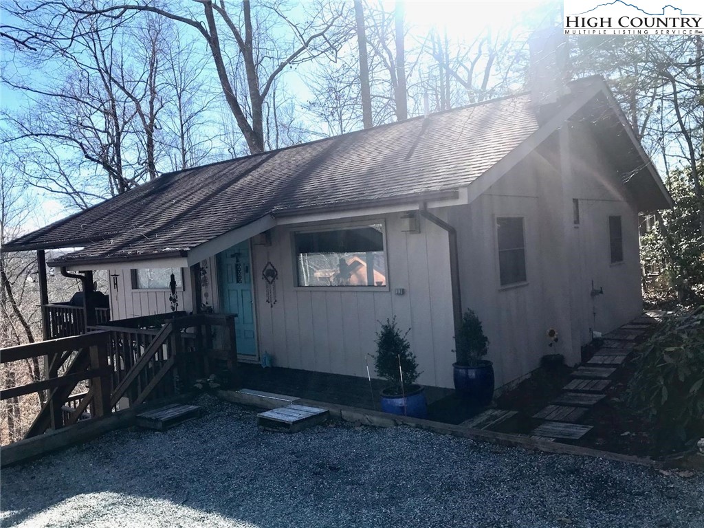 298 Windridge Road Newland, NC 28657 - Photo 1 of 23 Gallery Image 1