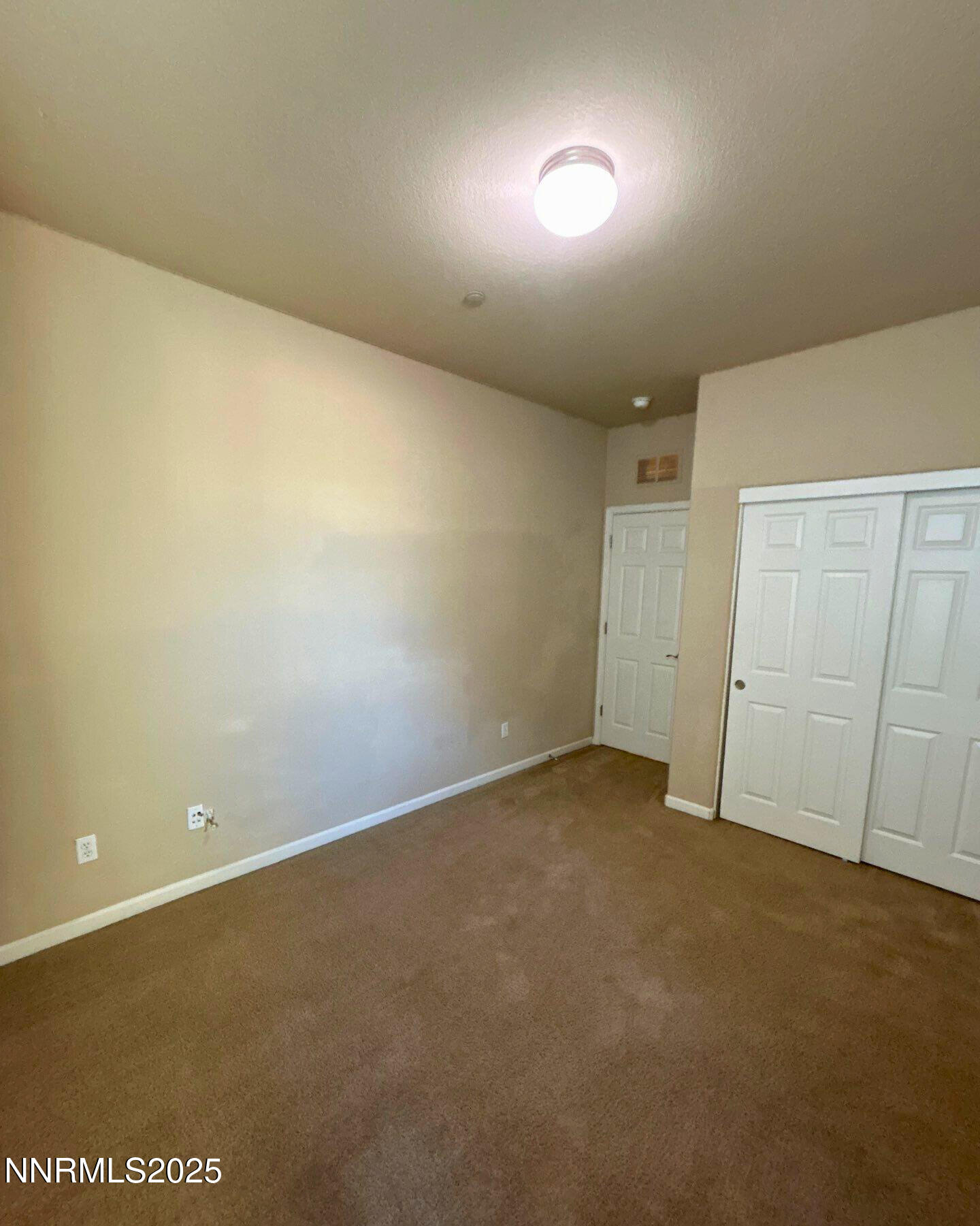 1828 Wind Ranch Road, Unit B Reno, NV 89521 - Photo 16 of 19 5c4fa8f7-c12d-4b1c-a918-0e1873733946