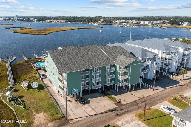 $670,000 | 111 Florida Avenue, Unit 15, Carolina Beach, NC 28428