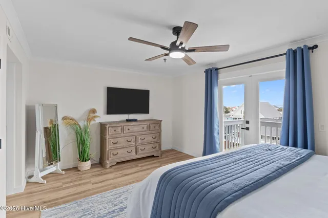 $670,000 | 111 Florida Avenue, Unit 15, Carolina Beach, NC 28428