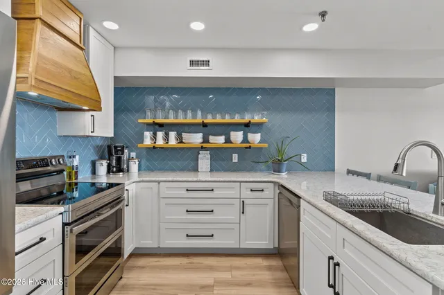 $670,000 | 111 Florida Avenue, Unit 15, Carolina Beach, NC 28428