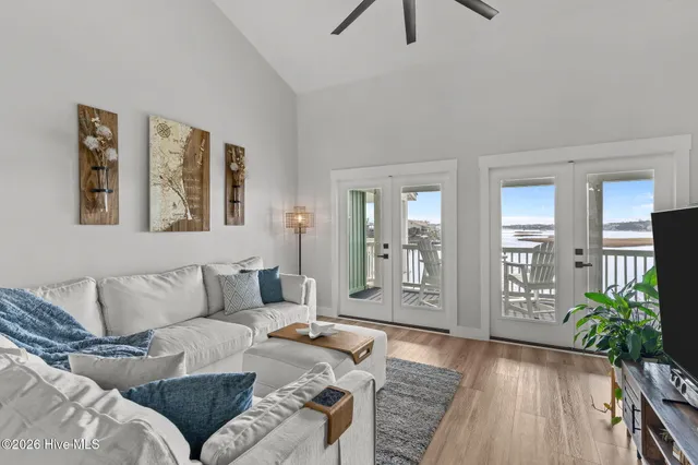 $670,000 | 111 Florida Avenue, Unit 15, Carolina Beach, NC 28428