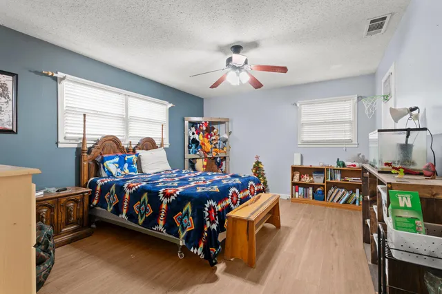 $195,000 | 407 Pine Street, Levelland, TX 79336