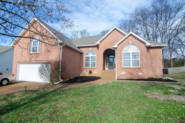 $2,600 | 3308 Milton Court, Thompson's Station, TN 37179