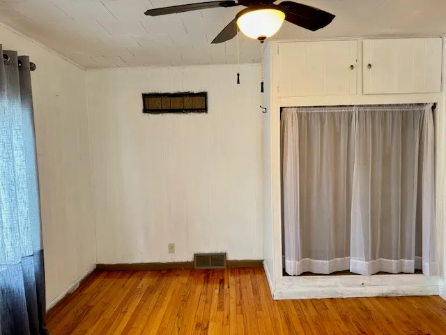 $73,000 | 2918 Pershing Boulevard, Clinton, IA 52732