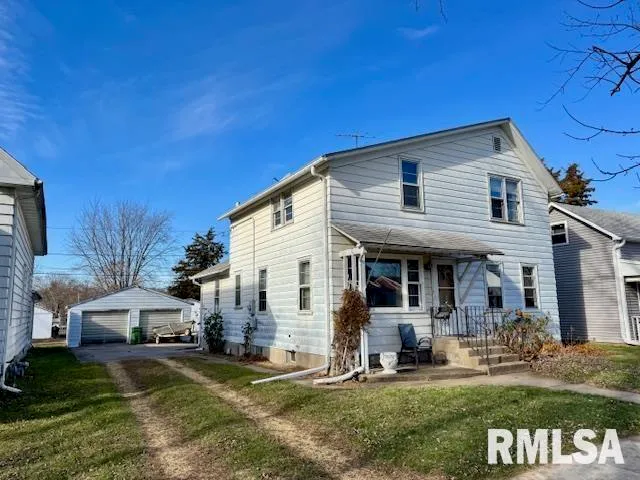 $73,000 | 2918 Pershing Boulevard, Clinton, IA 52732