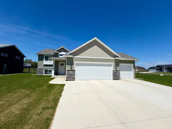 $415,000 | 1805 12th Avenue Northeast, Austin, MN 55912