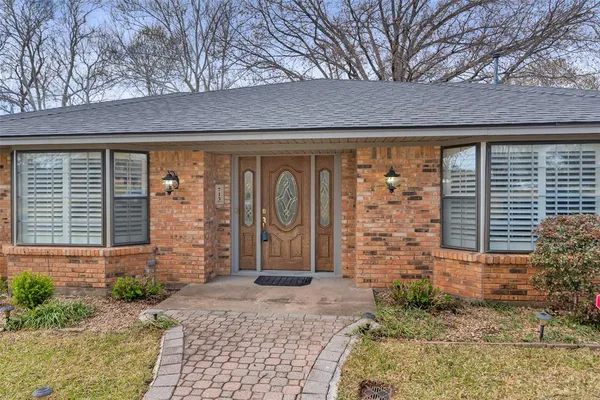 $429,000 | 713 Briarwood Drive, Denison, TX 75020