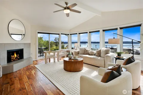 $1,650,000 | 10960 39th Avenue Southwest, Seattle, WA 98146