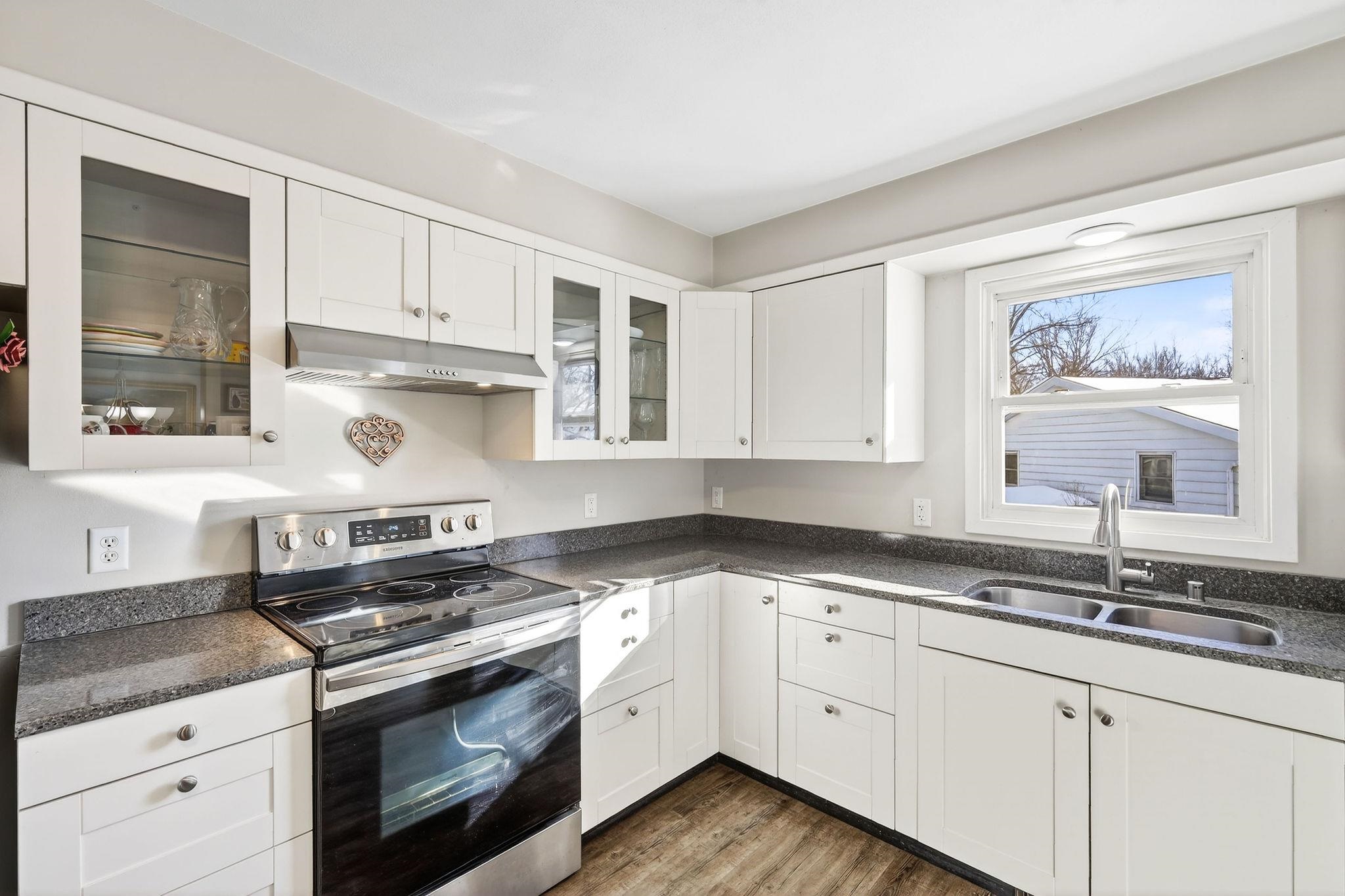 1505 Steven Street Sun Prairie, WI 53590 - Photo 7 of 45