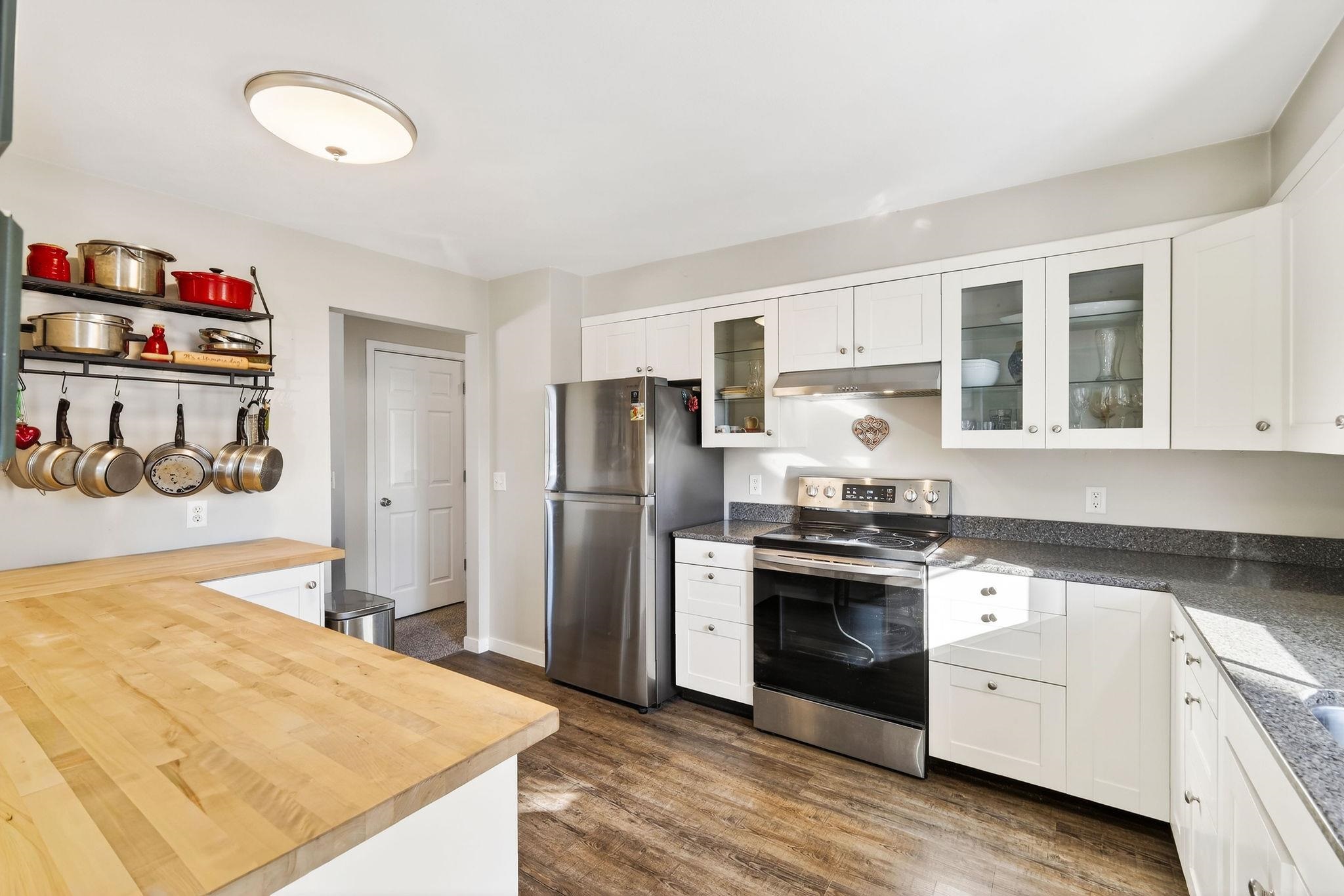 1505 Steven Street Sun Prairie, WI 53590 - Photo 8 of 45