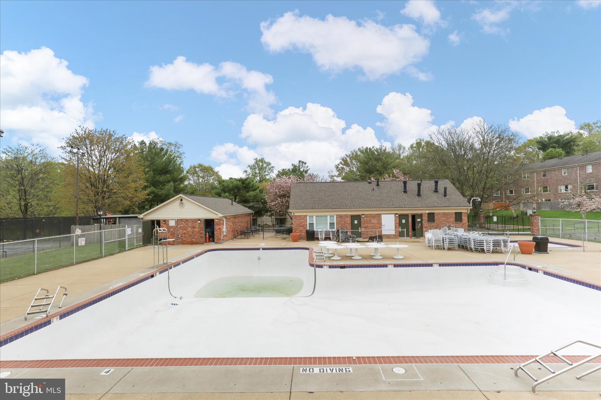 8114 G Colony Point Road, Unit 241 Springfield, VA 22152 - Photo 17 of 29