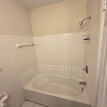 $1,295 | 4134 North Grand Avenue, Indianapolis, IN 46226