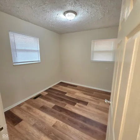 $1,295 | 4134 North Grand Avenue, Indianapolis, IN 46226