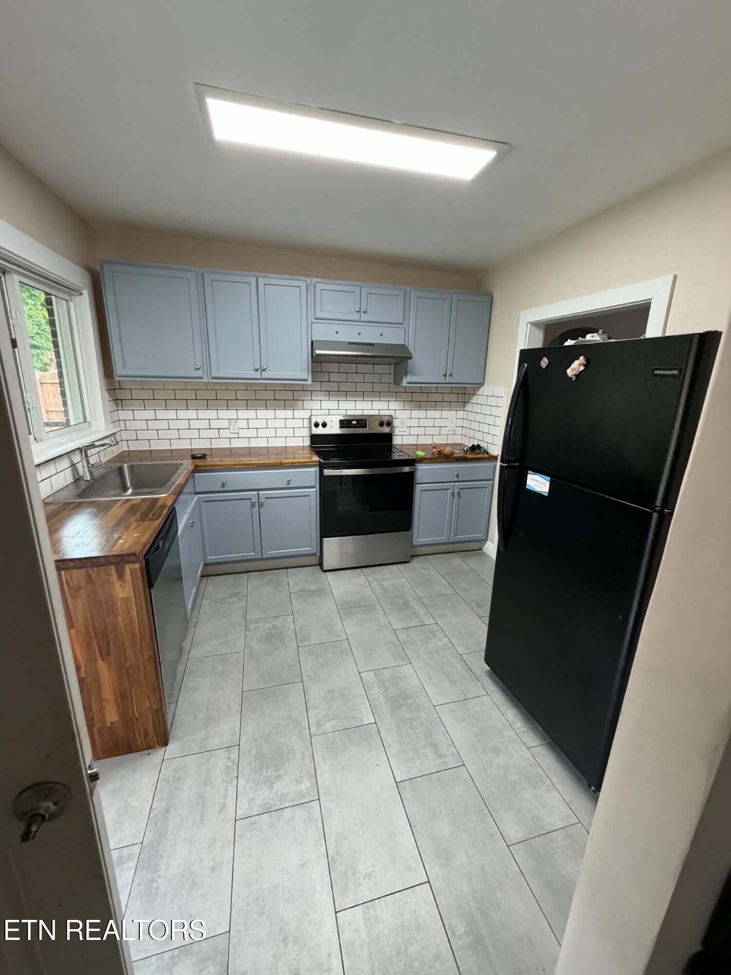 422 Wilderness Road Middlesboro, KY 40965 - Photo 13 of 14 1000018144