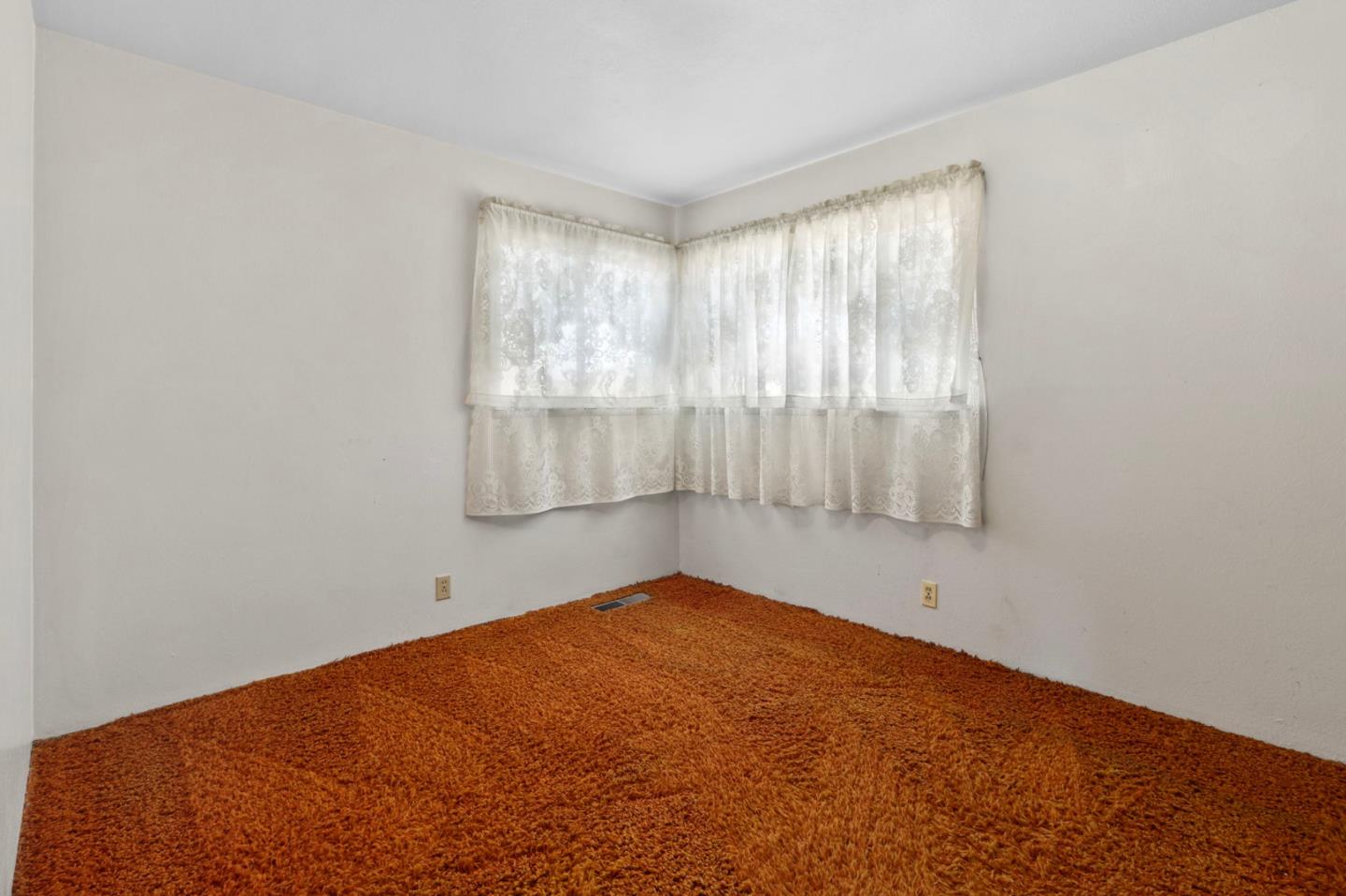 1949 Lincoln Street Seaside, CA 93955 - Photo 23 of 40 an empty room with a window